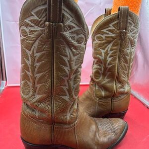 Tony Lama men 8 exotic vintage cowboy boots